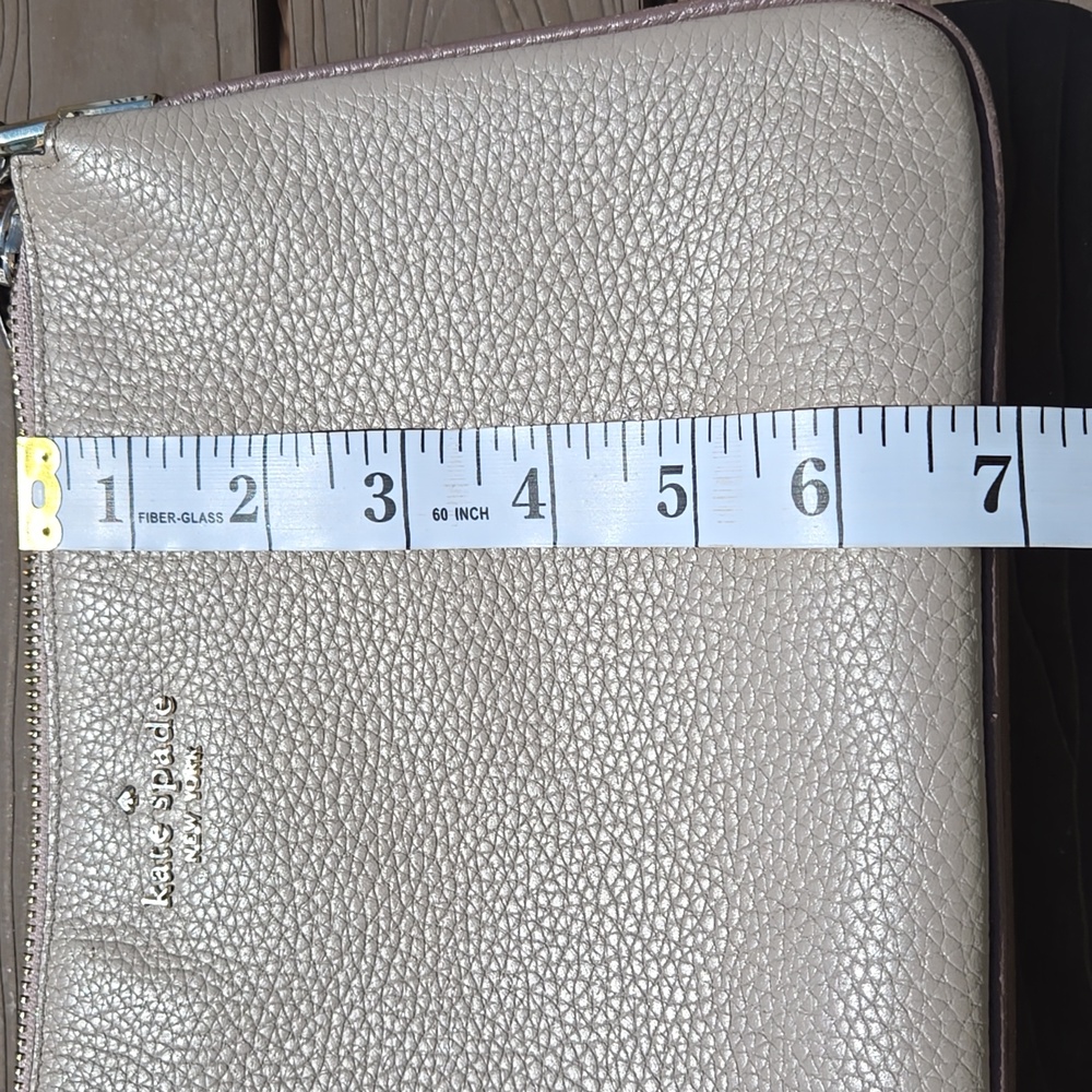 Kate Spade ♠️ Crossbody Bag - Picture 12 of 12